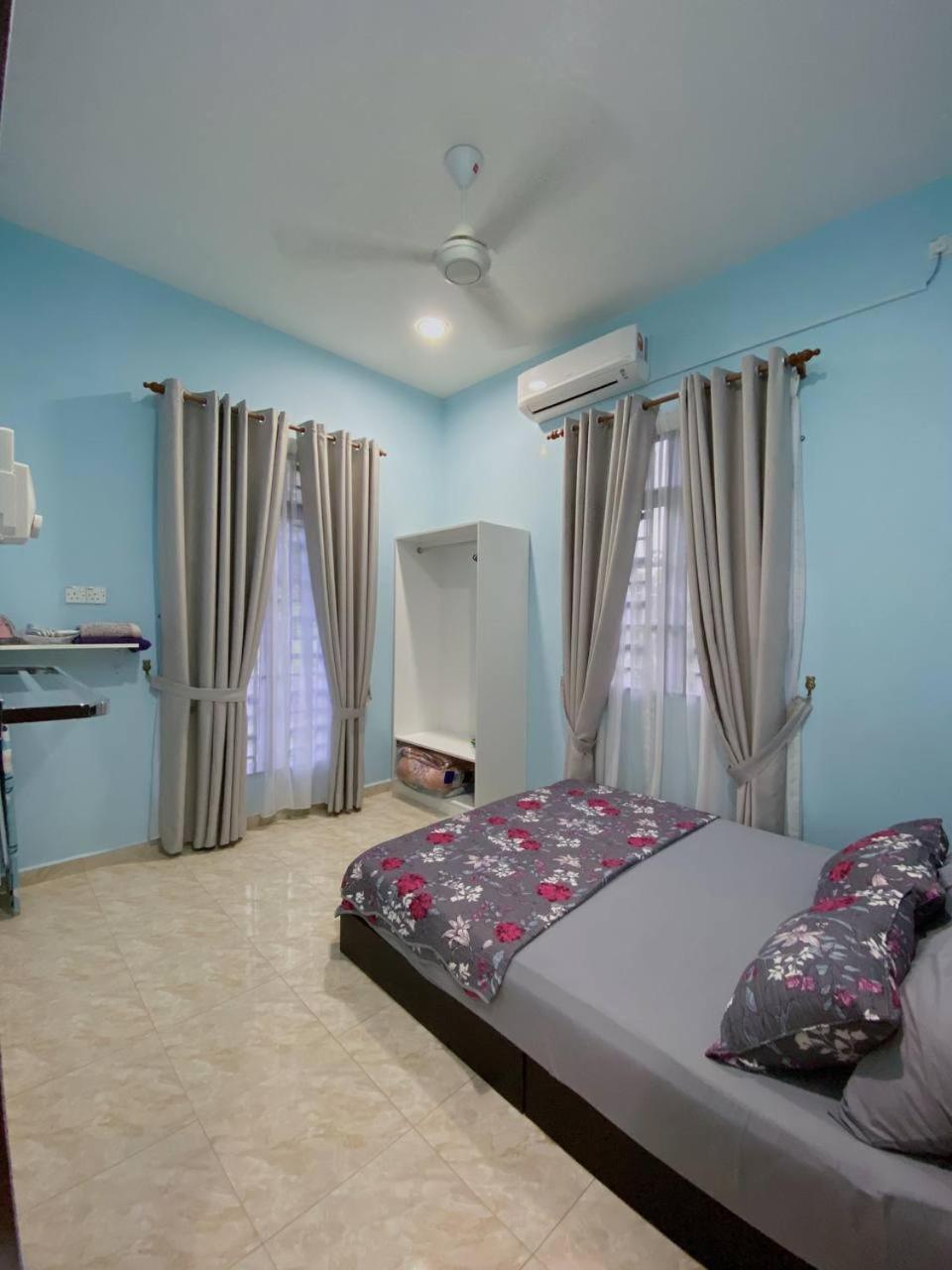 Nsjay Guest House Kampong Gong Balai Exterior foto