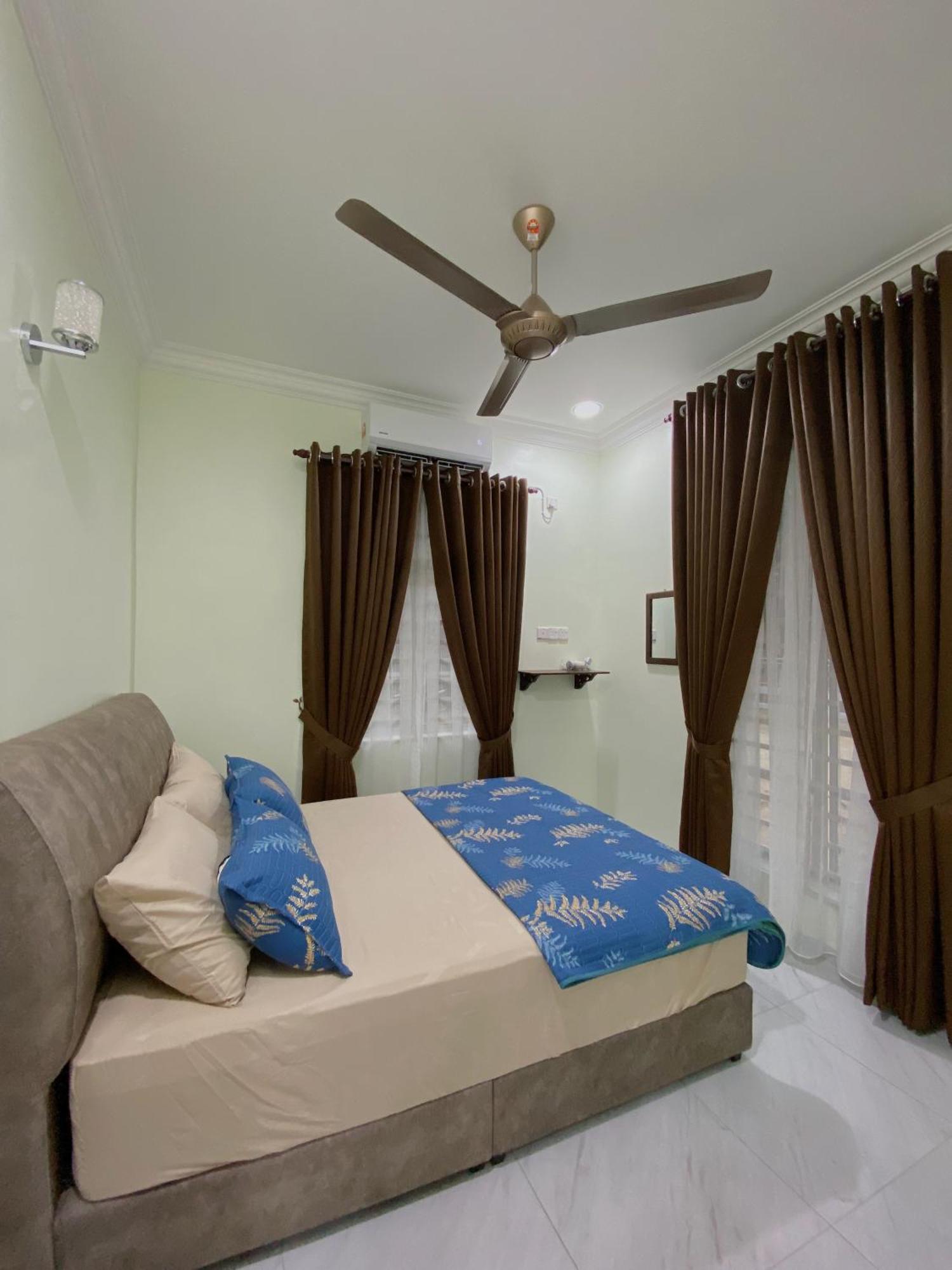 Nsjay Guest House Kampong Gong Balai Exterior foto