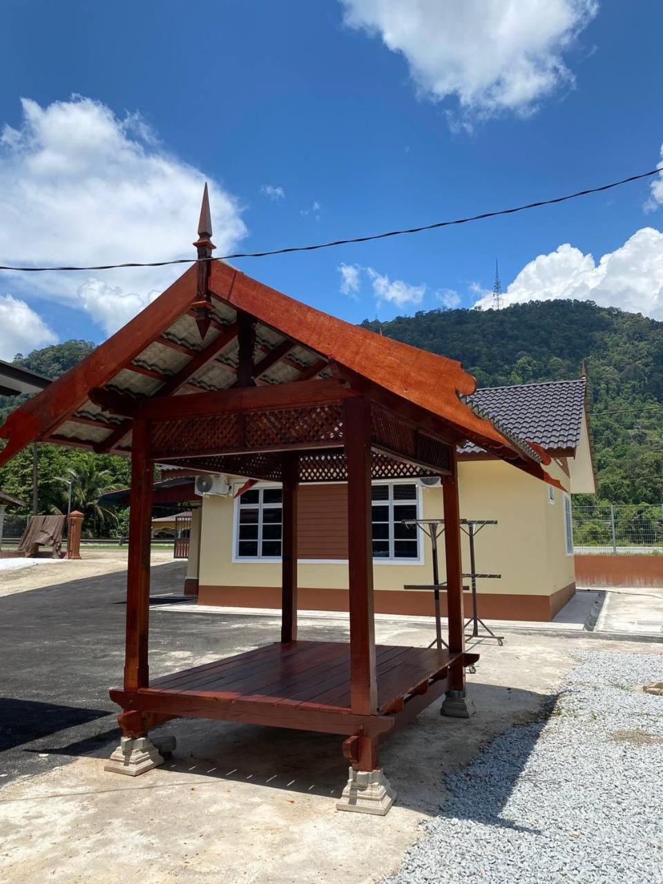 Nsjay Guest House Kampong Gong Balai Exterior foto